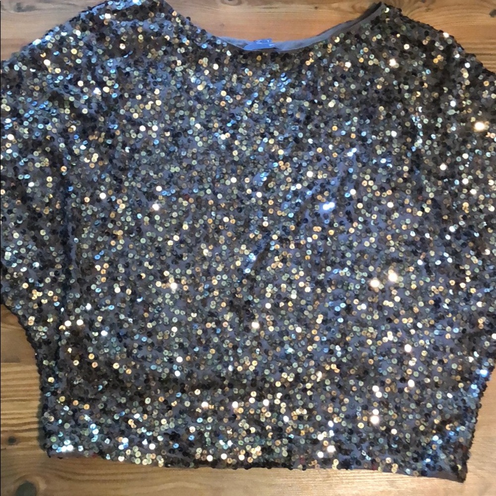 Vince Cluster Sequin Raglan Cropped Top wear 2 way - Picture 13 of 16